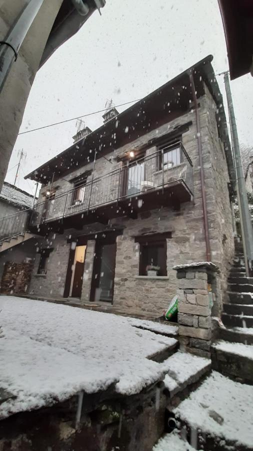 Locanda Del Sasso Rooms Crodo Exteriér fotografie
